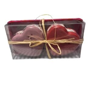 #735 NWT Heart Macaroon salt & pepper